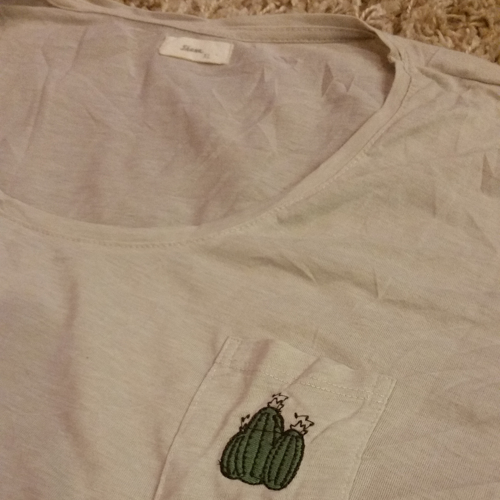 crop tee with cactus embroidered pocket